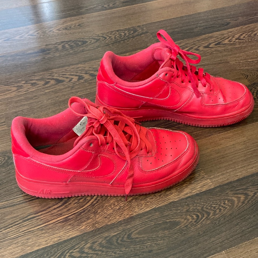 Nike Air Force 1 Low Triple Red - Men’s 8.5 Sneakers CW6999-600 - Picture 8 of 8